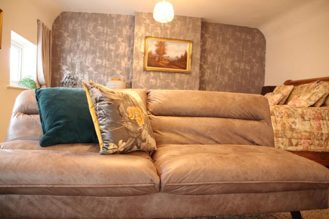 House 1905 - Self Catering Serviced Apartment Tidworth Buitenkant foto