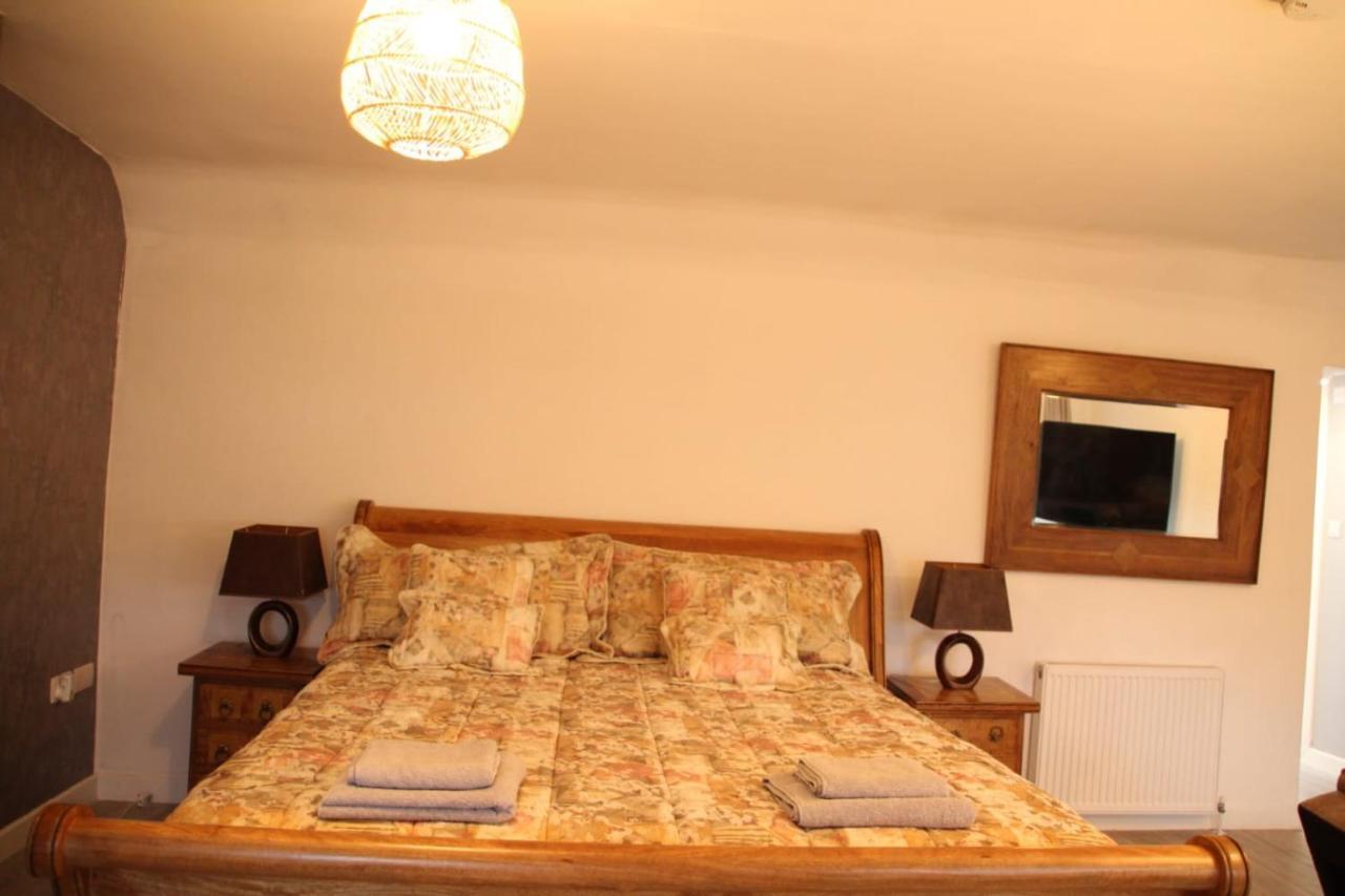 House 1905 - Self Catering Serviced Apartment Tidworth Buitenkant foto