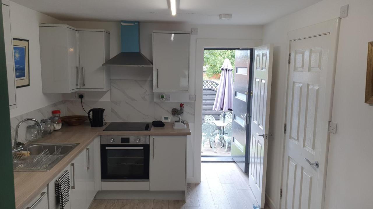 House 1905 - Self Catering Serviced Apartment Tidworth Buitenkant foto