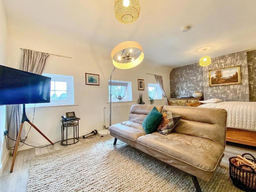 House 1905 - Self Catering Serviced Apartment Tidworth Buitenkant foto
